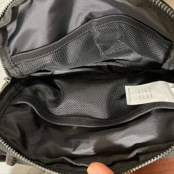 Sherpa Shoulder Sling Belt Bag - Picture 3 of 5